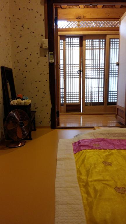 Hotel Dalbbit Hyang à Jeonju Chambre photo