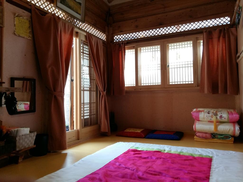 Hotel Dalbbit Hyang à Jeonju Extérieur photo