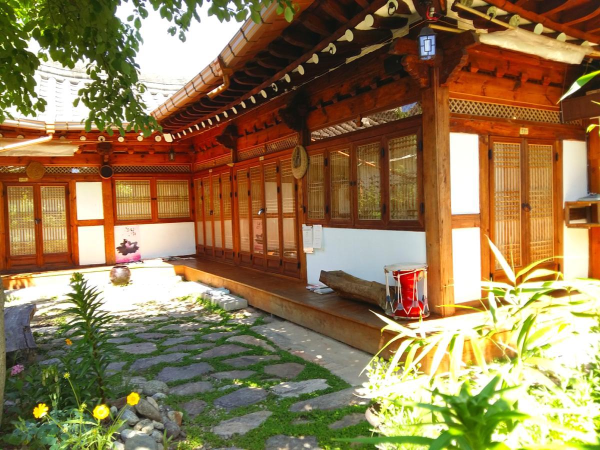 Hotel Dalbbit Hyang à Jeonju Extérieur photo