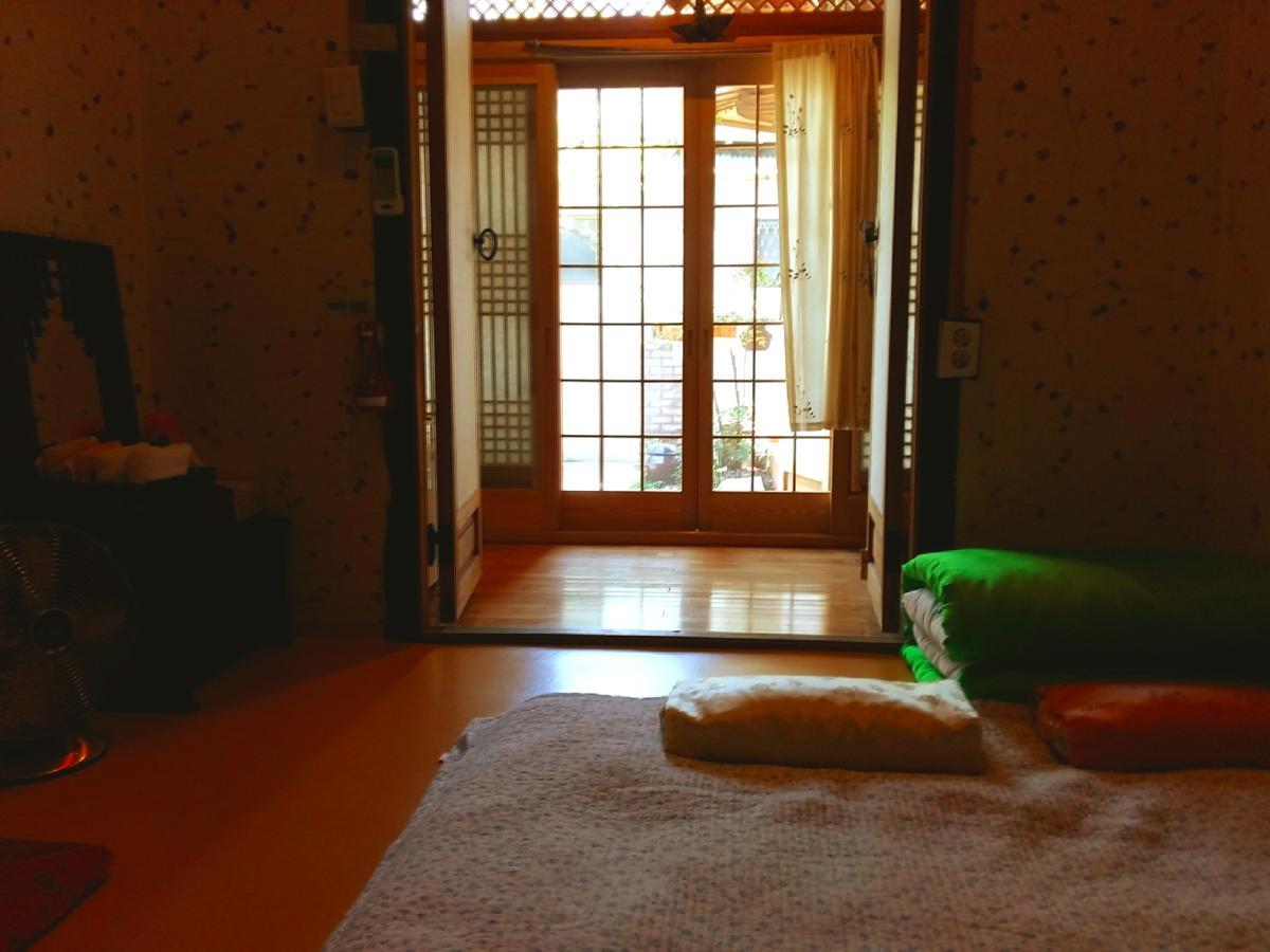 Hotel Dalbbit Hyang à Jeonju Extérieur photo